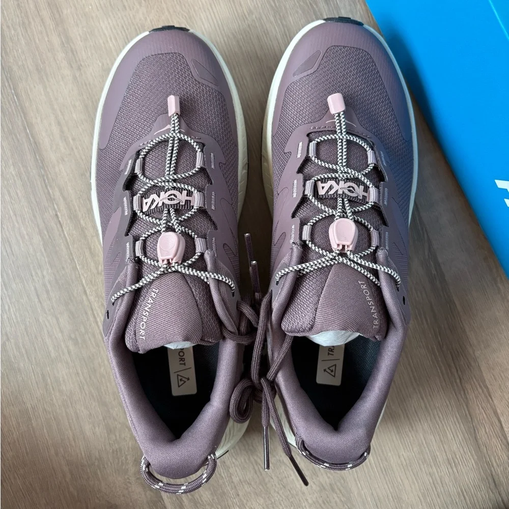 NIB Hoka Transport in Women’s 7 Maroon - Picture 2 of 6